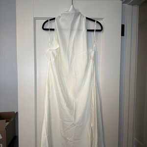 Elegant Cream Wedding Dress